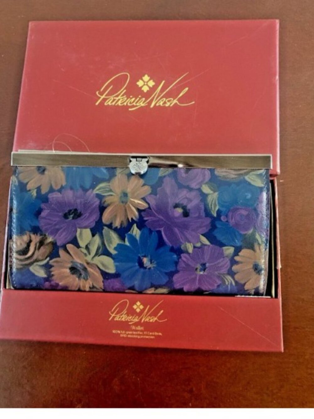 NEW IN BOX PATRICIA NASH RFID Protected Peruvian Painting Leather Wallet